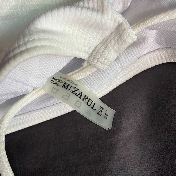 Zaful Bandeau Bikini Top - Size Medium - Picture 3 of 3